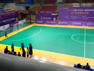 亚洲老尿在线